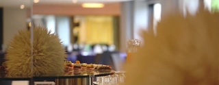Counter, Restaurant, Food, Table, Glass, Drink