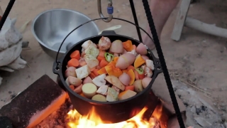 Dutch Oven, Oven, Kitchen Appliance, Home Appliance, Food, Pot