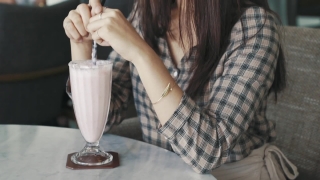 Eggnog, Punch, Alcohol, Glass, Drink, Beverage