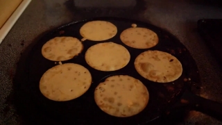Food, Muffin, Frying Pan, Snack, Pan, Sweet