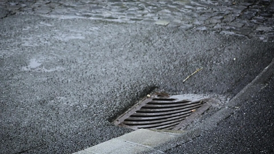 Sand, Manhole Cover, Top, Soil, Covering, Rake