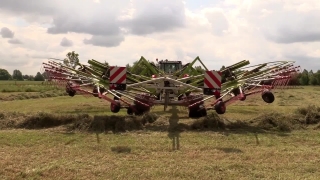 Thresher, Farm Machine, Machine, Device, Sky, Harvester